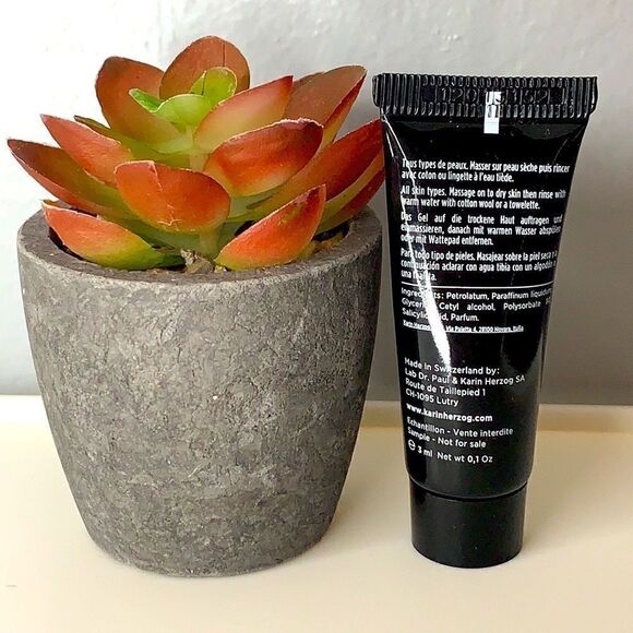 Karin Herzog Professional Cleansing Gel - Picture 3 of 5